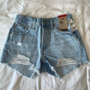 Levi’s 501 Shorts, high rise, BRAND NEW Size 25